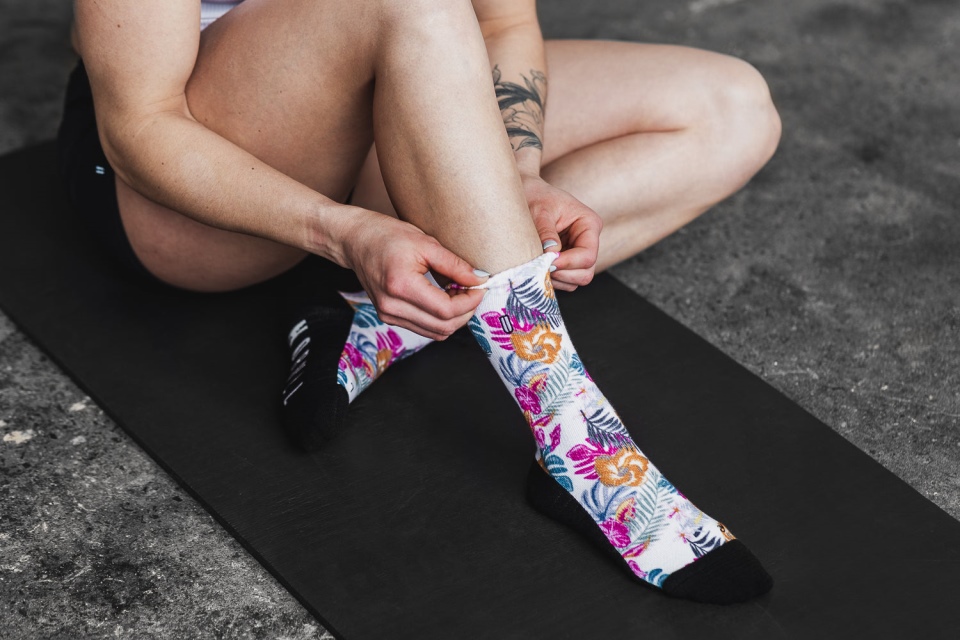 NOBULL Crew Sock (Tropical) White