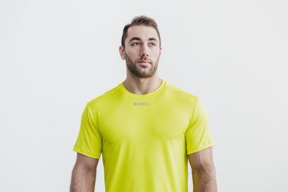 NOBULL Men's Lightweight Textured Tee (Neon Camo) Yellow