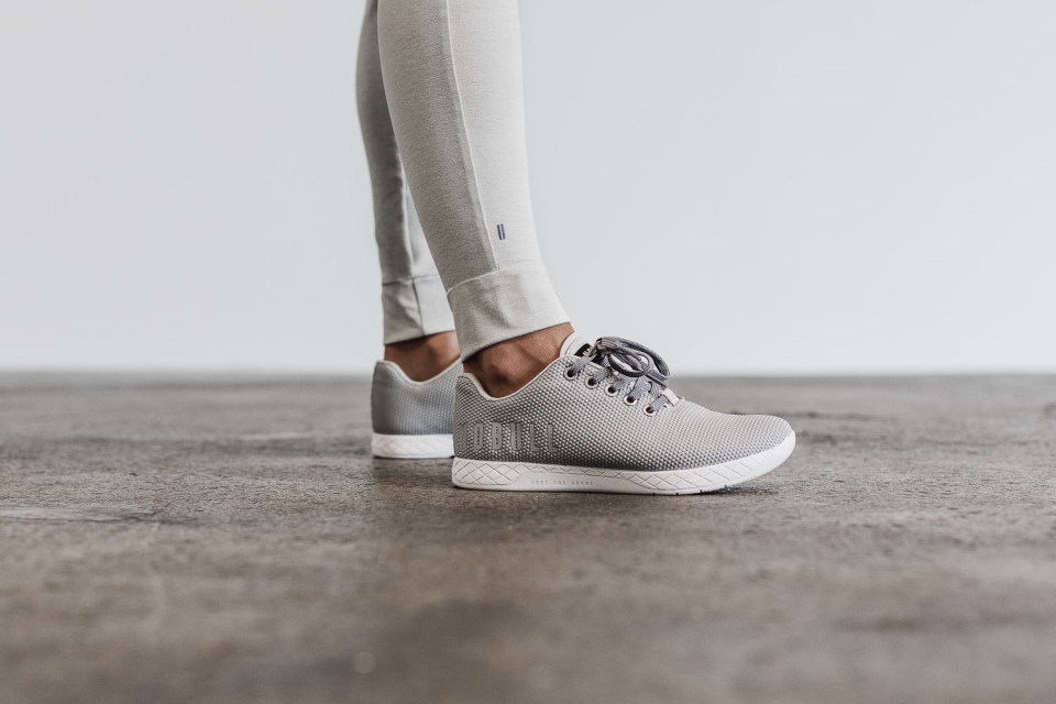 NOBULL Women's Jogger Dove