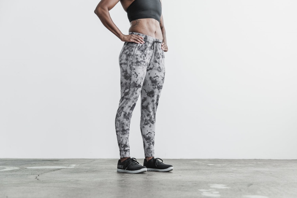 NOBULL Women's Jogger (Tie-Dye) Cloud