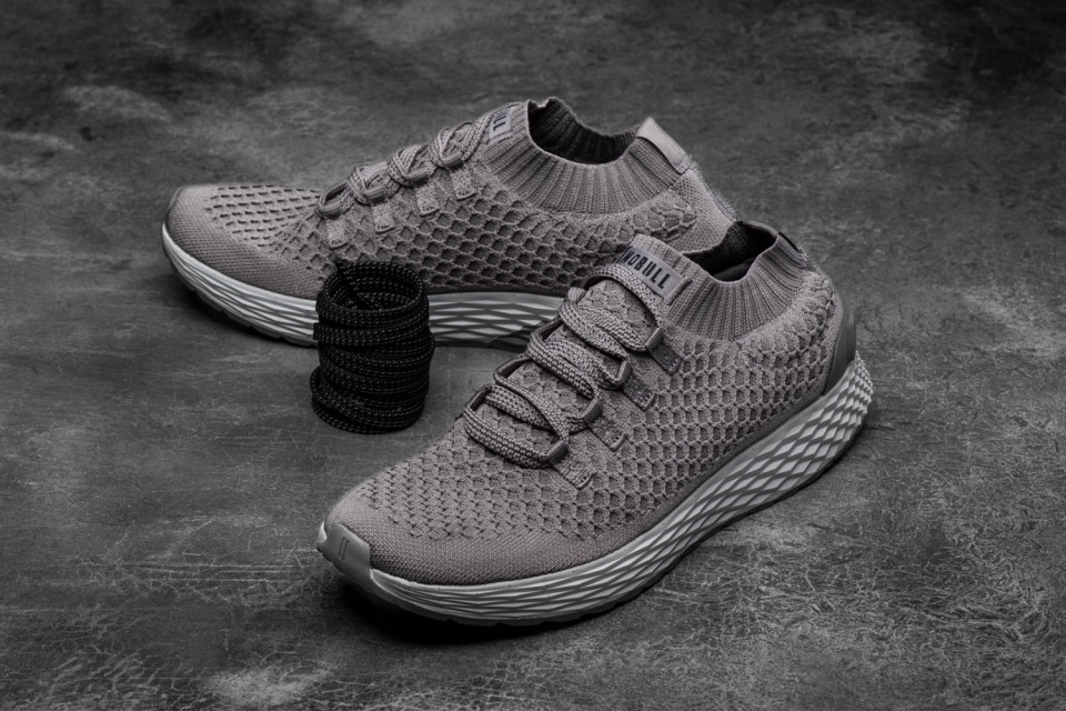 NOBULL Women's Knit Runner Dark Grey Reflective