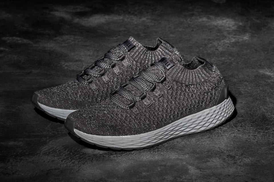 NOBULL Women's Knit Runner Dark Grey Reflective