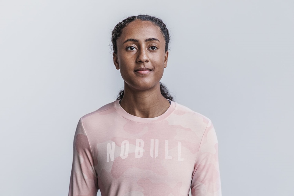 NOBULL Women's Long Sleeve Tee (Camo) Dusty