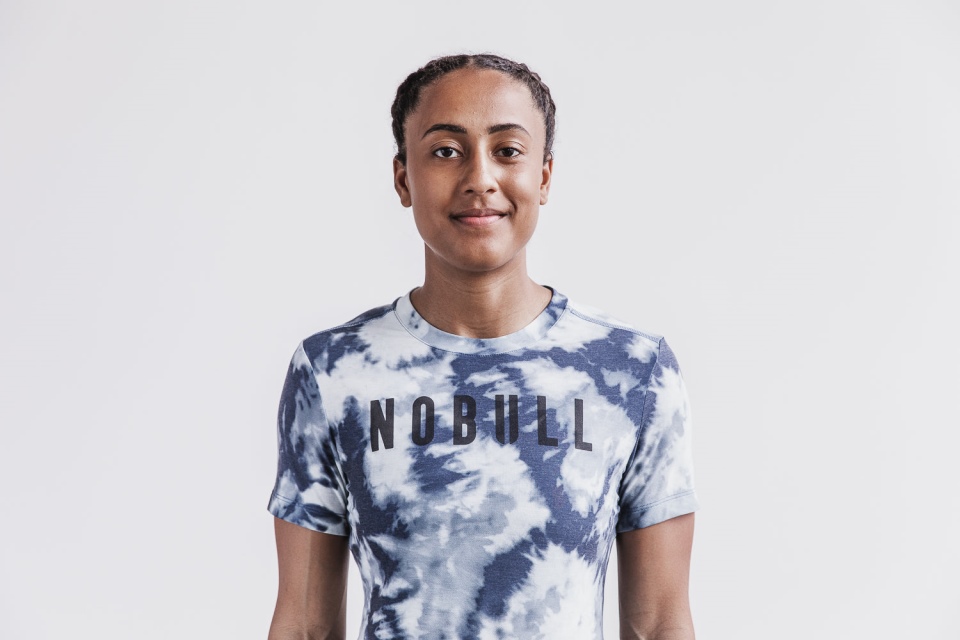 NOBULL Women's Tee (Tie-Dye) Crystal